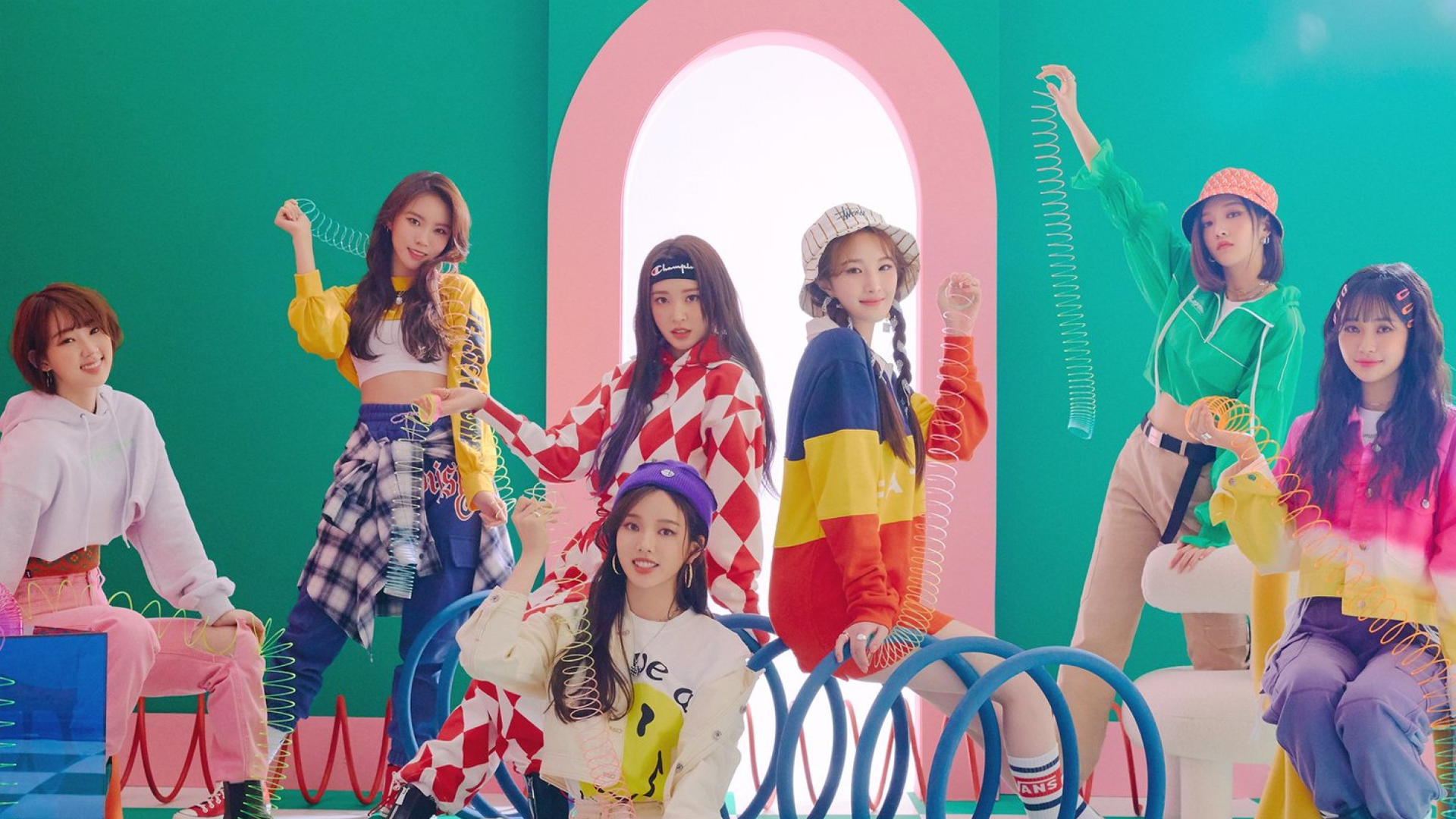 Weeekly מתפרקות לאחר חמש שנות פעילות